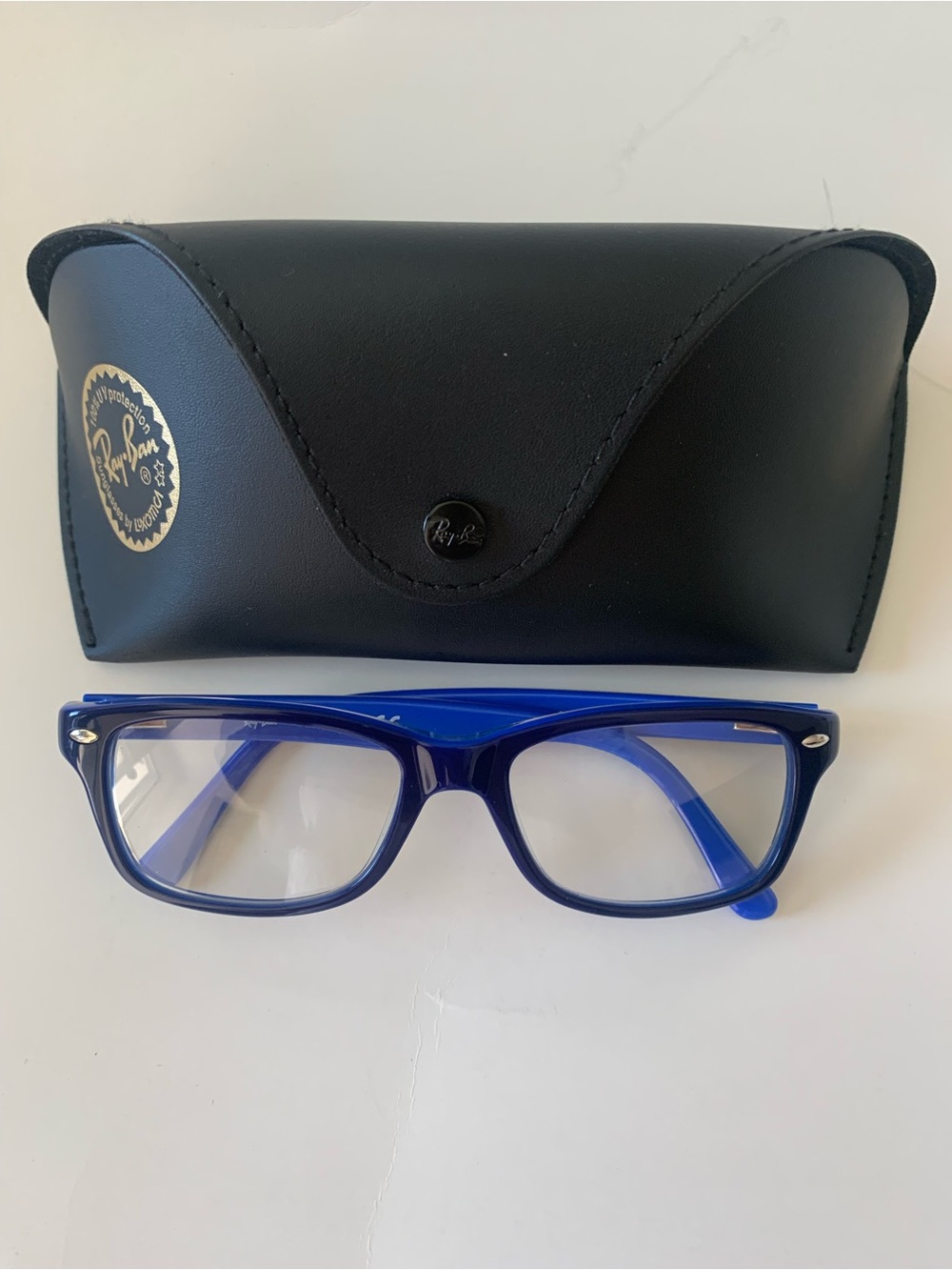Ray-Ban Blue Rectangular Optical Glasses with Black Case 1531
Unisex Kids